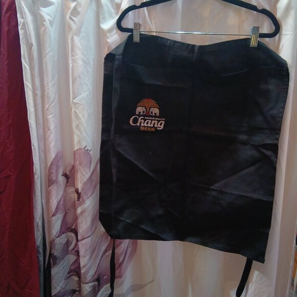 Chang beer waist tie apron one with zip great condition looks new (might be) - Picture 1 of 3